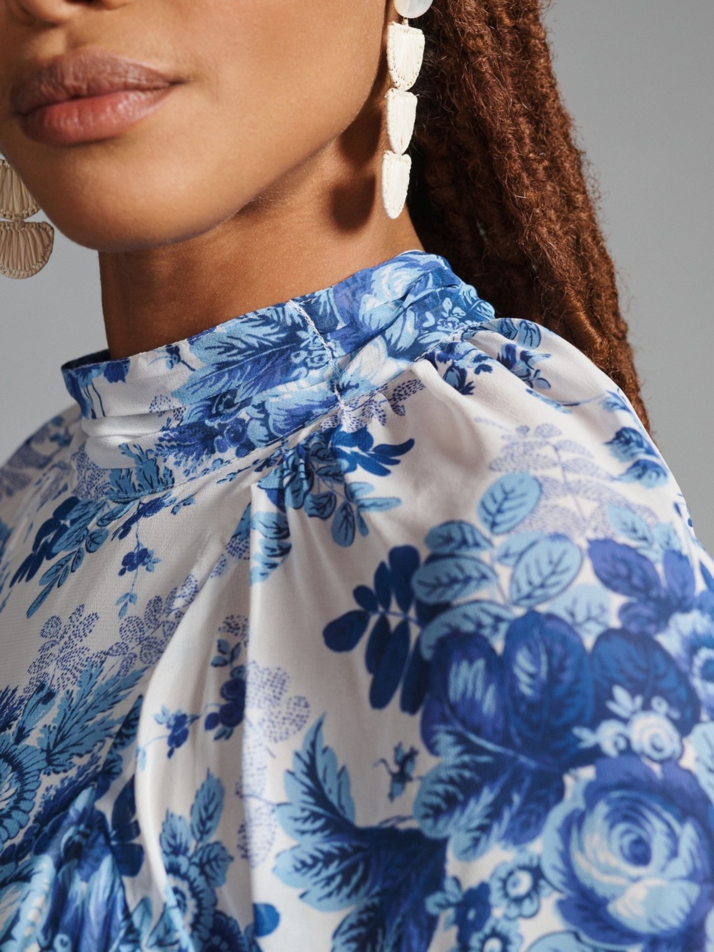 Maeve Anthropologie Blue Floral Sheer Tunic Blouse Open Back Tie Small - Picture 16 of 16